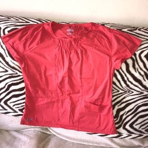 Iguana 🦎 Med small orange scrub top discolored